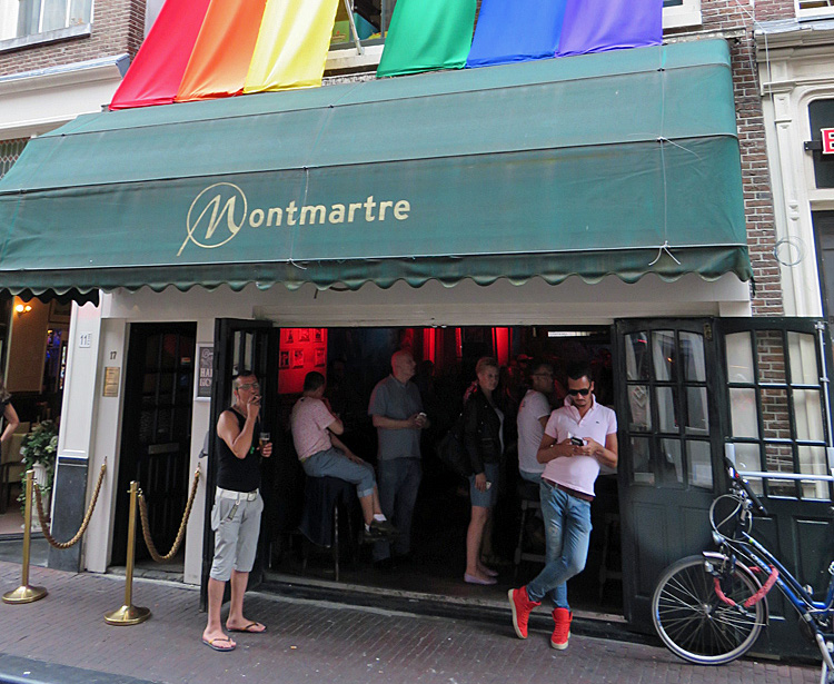 Café Montmartre in de Halvemaansteeg
