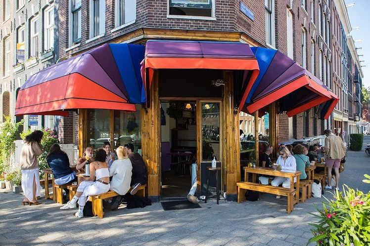 1 Rated Lesbian Bar in Amsterdam - Bar Buka